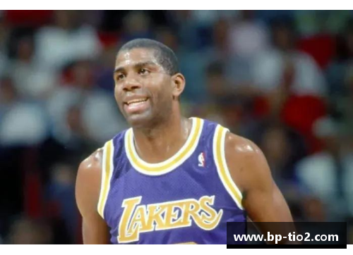 美媒列出了NBA篮球史最伟大的25名教练,泰伦卢第25名,科尔